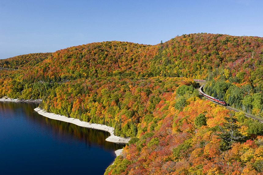 voyage touristique en train au canada